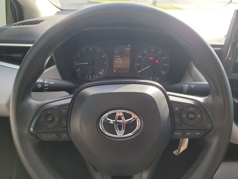 Certified 2025 Toyota Corolla LE FWD image 26
