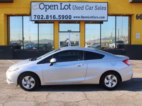 Used 2013 Honda Civic LX image 2