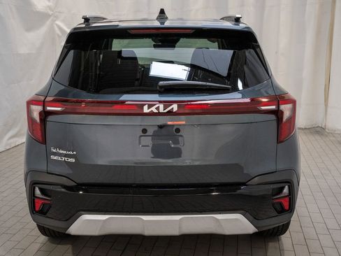 New 2026 Kia Seltos S image 5