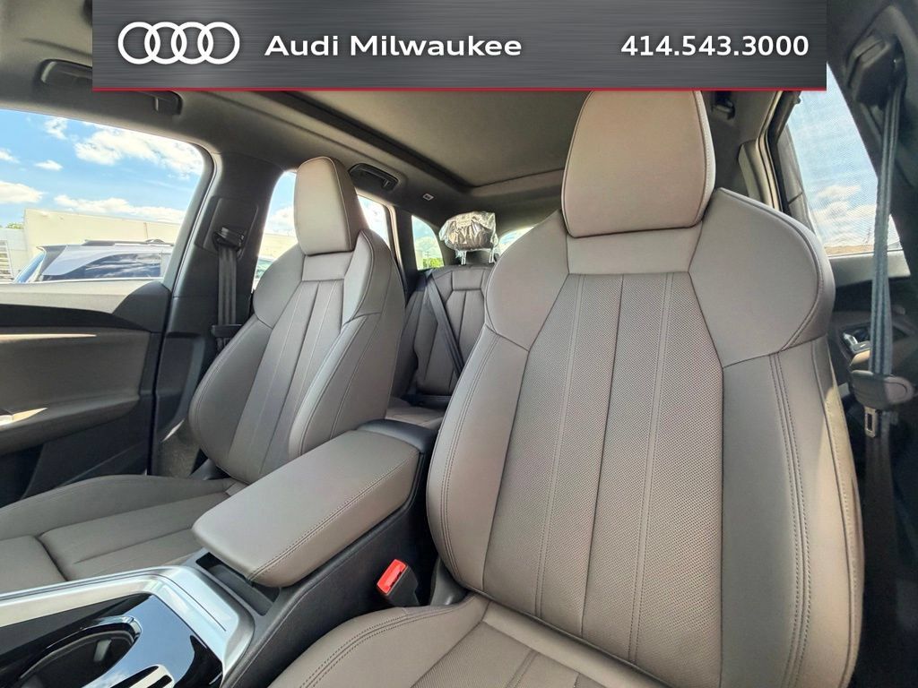 New 2026 Audi Q5 Prestige AWD/4WD image 5