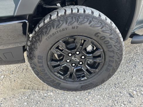 New 2026 Chevrolet Silverado 1500 ZR2 image 13