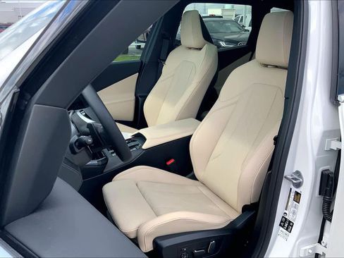 Used 2026 BMW X3 xDrive30 w/ Convenience Package image 9