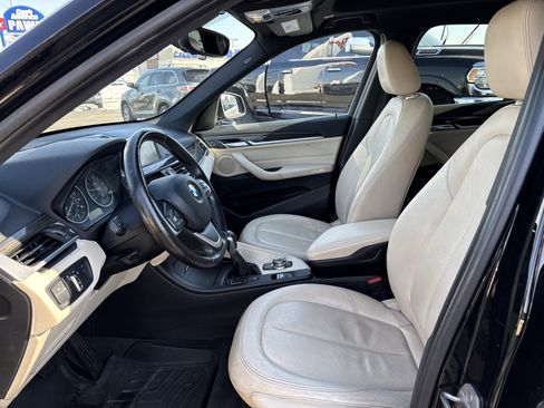 Used 2017 BMW X1 xDrive28i image 4