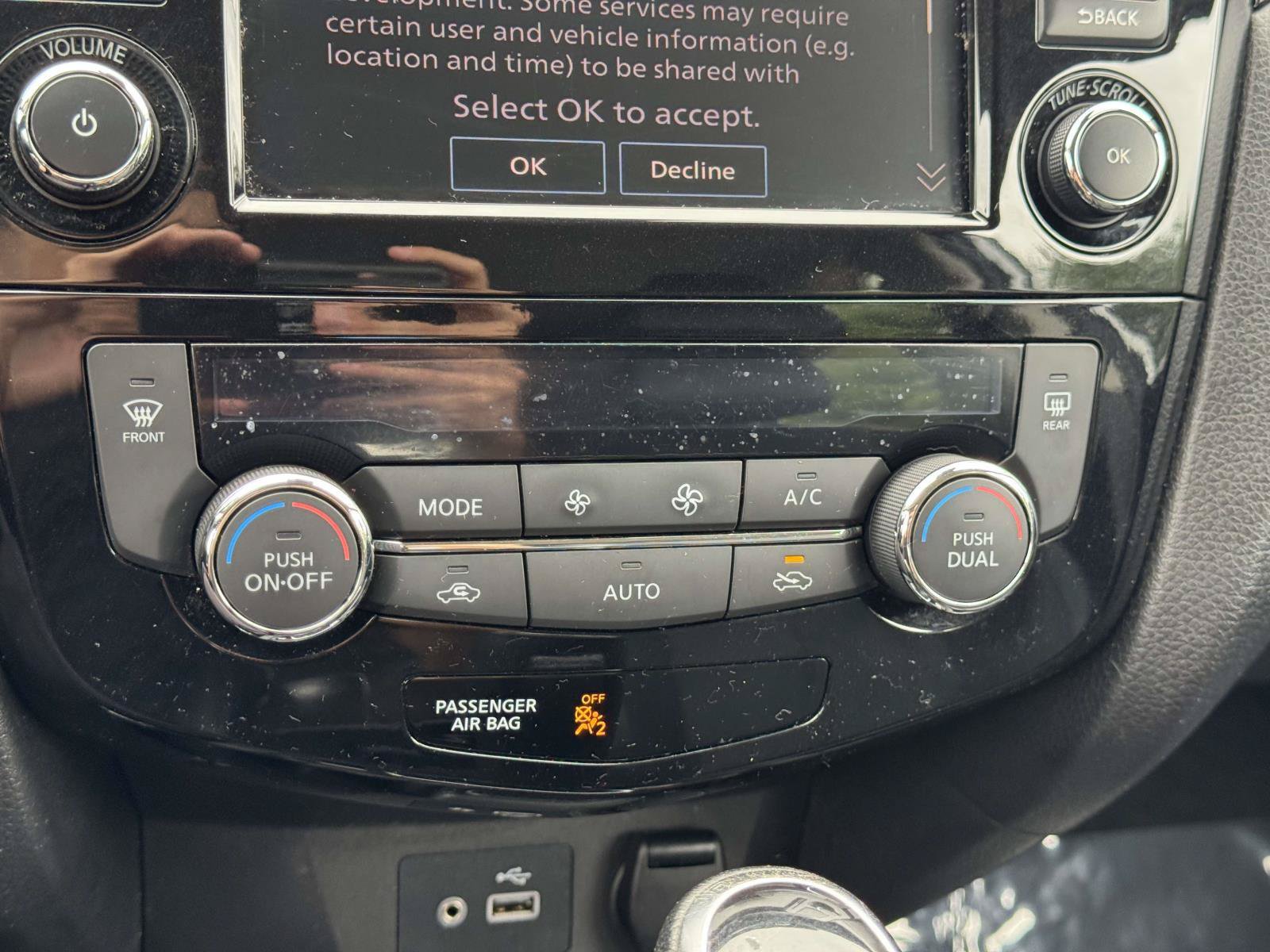Used 2022 Nissan Rogue Sport SL AWD/4WD image 27