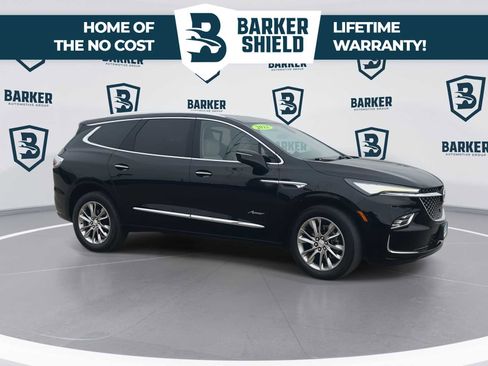 Used 2022 Buick Enclave Avenir w/ Avenir Technology Package AWD/4WD image 2