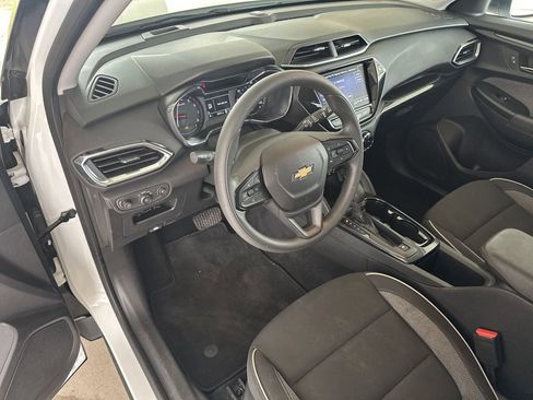 Certified 2023 Chevrolet TrailBlazer LT w/ Convenience Package image 14