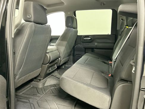 Used 2020 Chevrolet Silverado 2500 Custom w/ Custom Value Package image 19