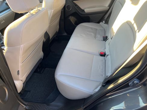 Used 2014 Subaru Forester 2.5i Touring image 12