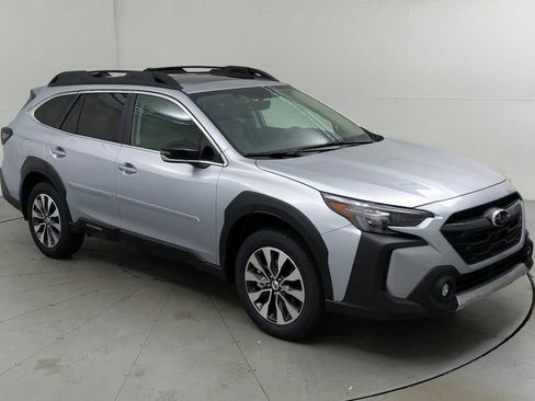 New 2025 Subaru Outback Limited image 1