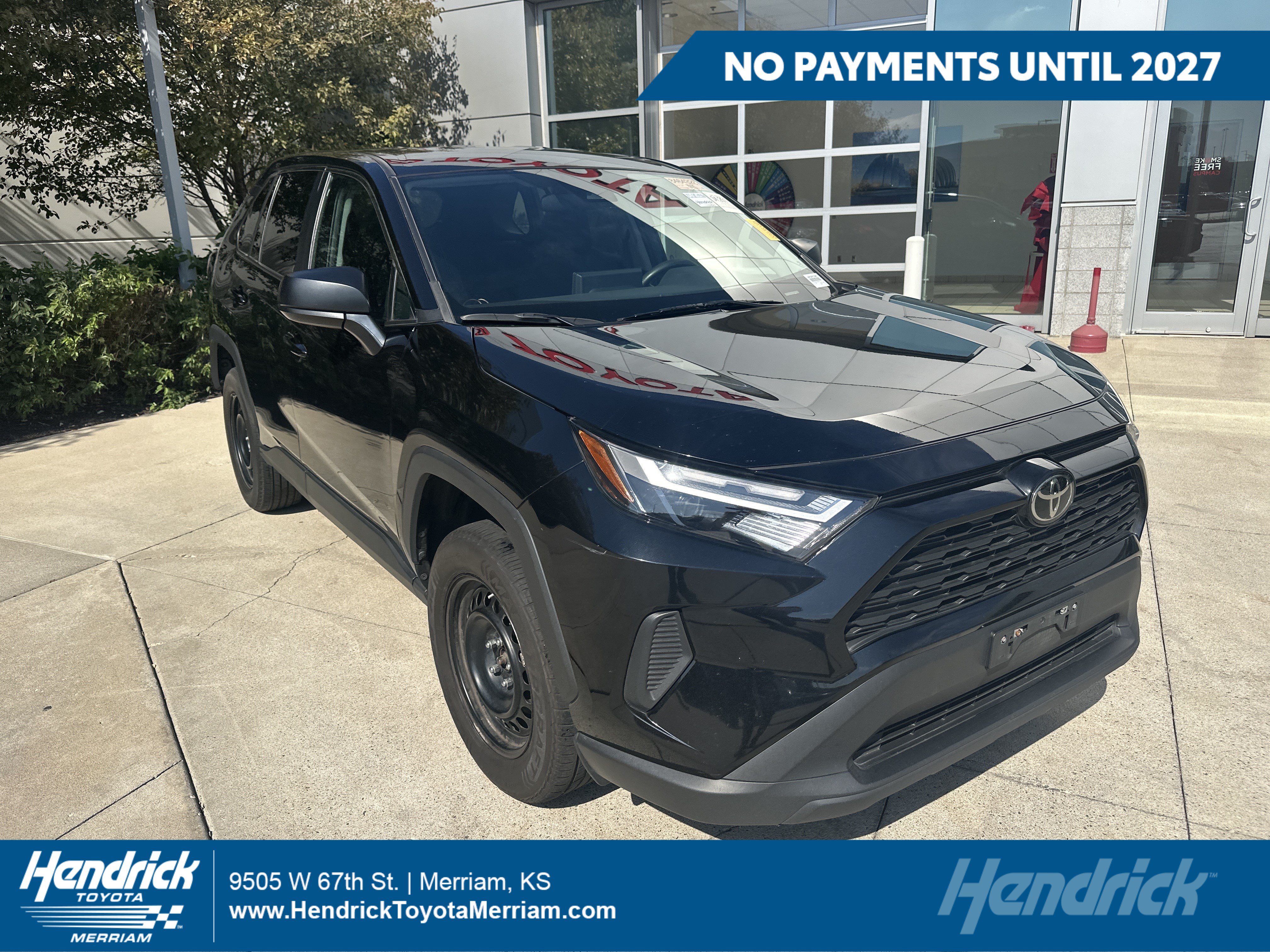Used 2024 Toyota RAV4 LE AWD/4WD image 1
