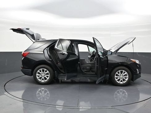 Used 2019 Chevrolet Equinox LT FWD image 29