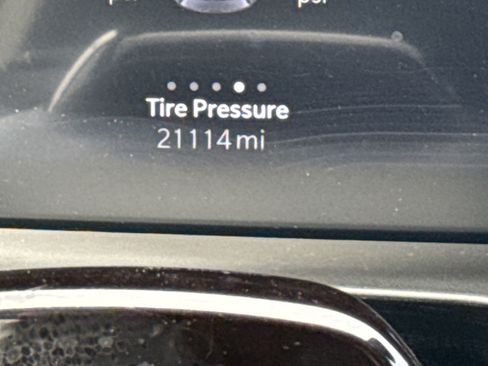 Used 2024 Jeep Grand Cherokee Overland w/ Adv Protech Group III image 21