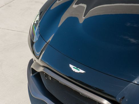 Used 2020 Aston Martin V8 Vantage Coupe RWD image 22