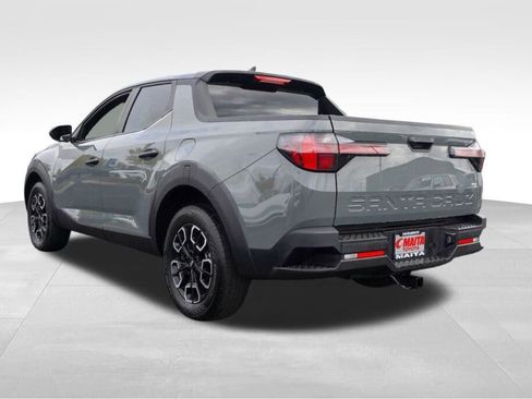 Used 2024 Hyundai Santa Cruz SE image 6