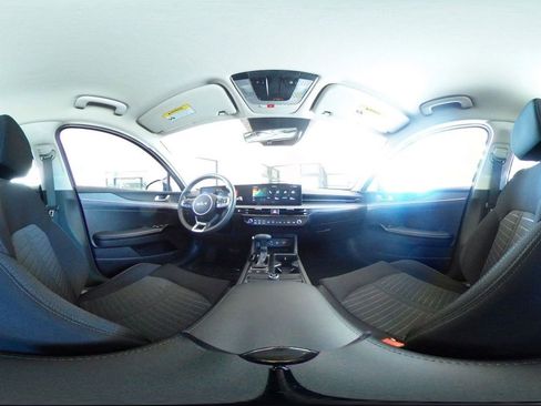 Used 2025 Kia K5 LXS image 41