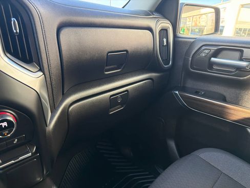 Used 2022 Chevrolet Silverado 1500 RST w/ Z71 Off-Road Package image 31