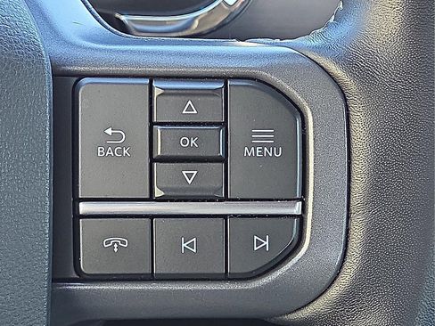 Used 2023 Ford F150 Lariat w/ Trailer Tow Package image 22