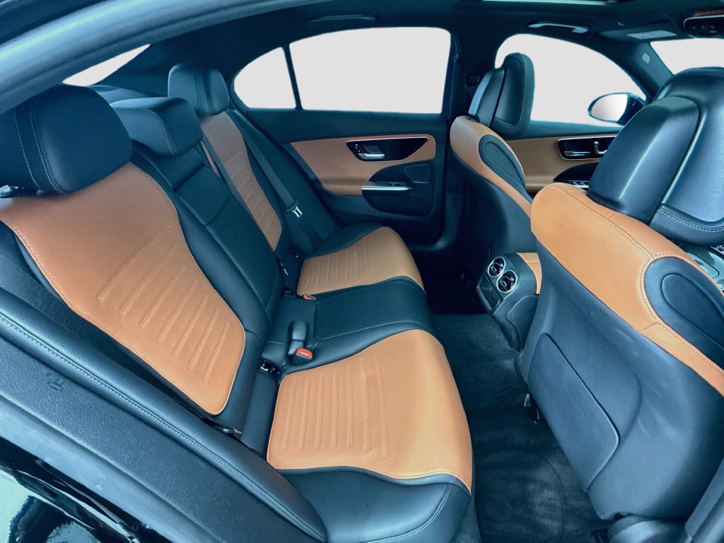 Used 2022 Mercedes-Benz C 300 Sedan image 21