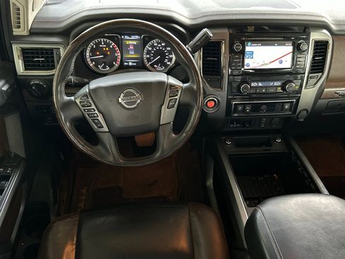 Used 2016 Nissan Titan Platinum Reserve image 13
