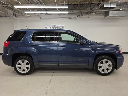 Used 2017 GMC Terrain SLE AWD/4WD image 6