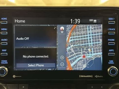 Used 2022 Toyota Highlander XLE image 19