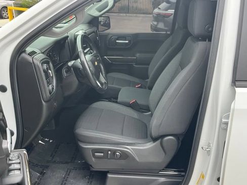 Used 2022 Chevrolet Silverado 1500 LT w/ Bed Protection Package RWD image 8
