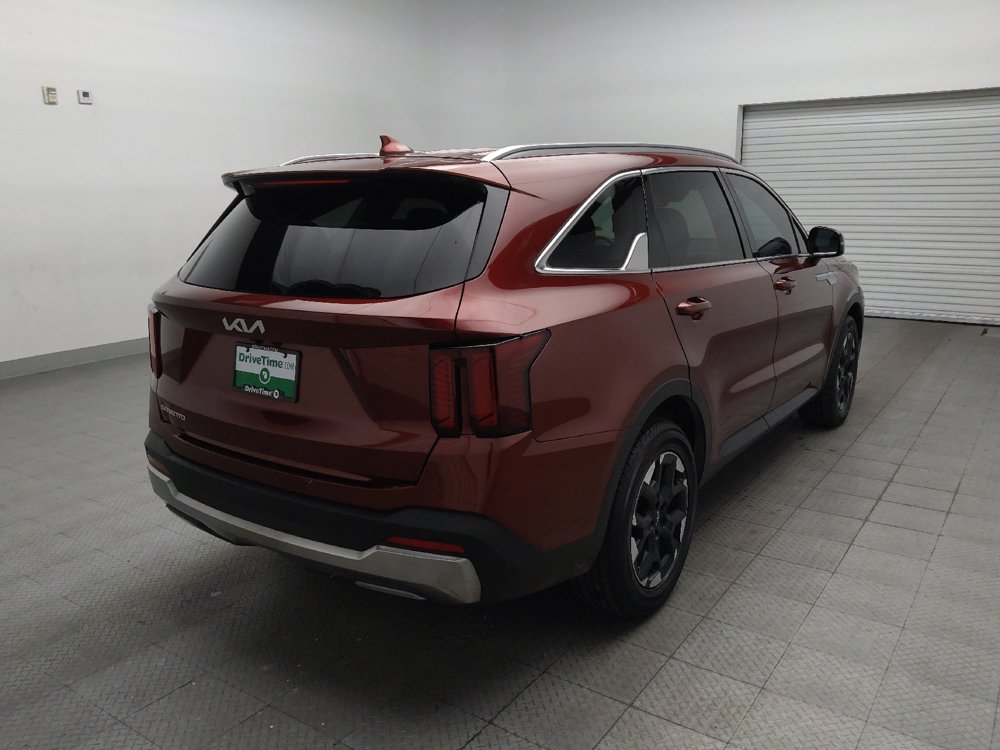 Used 2024 Kia Sorento S FWD image 9