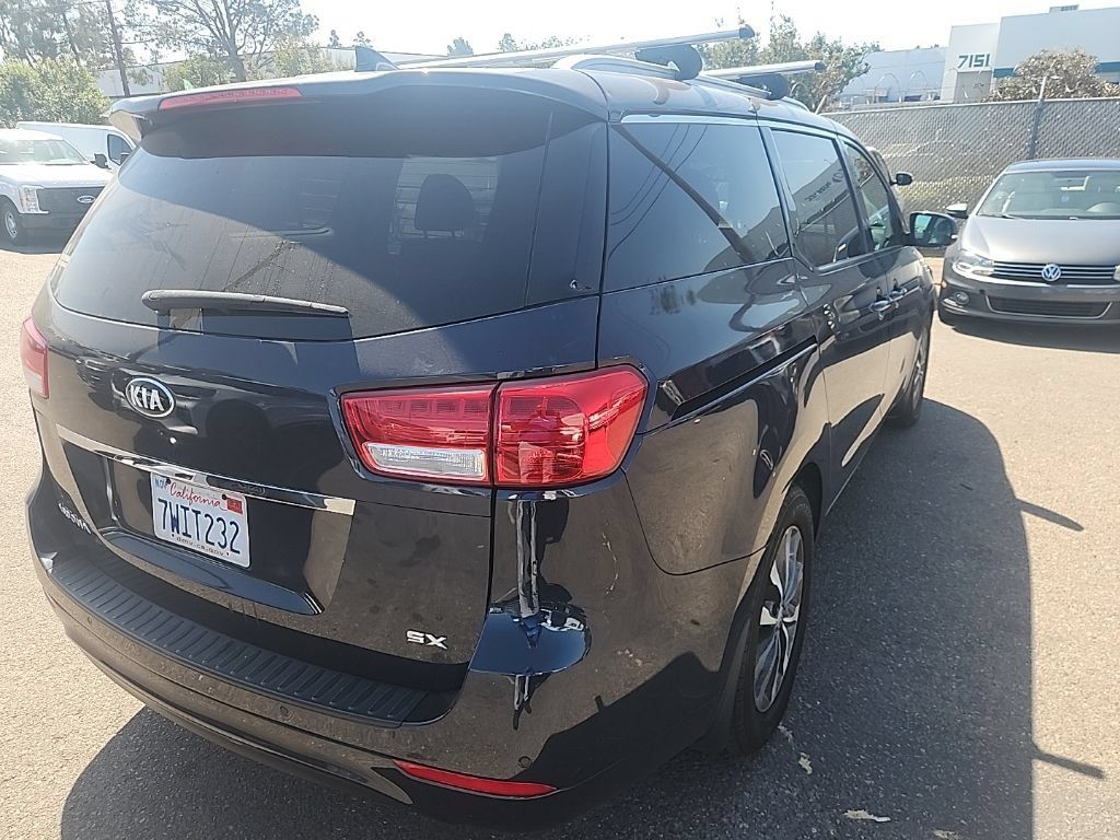 Used 2016 Kia Sedona SX FWD image 13