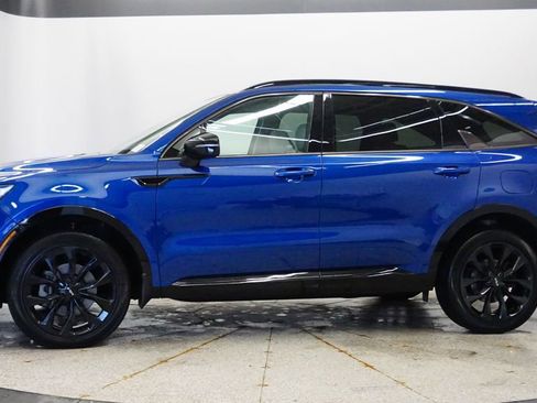 Used 2023 Kia Sorento SX image 42