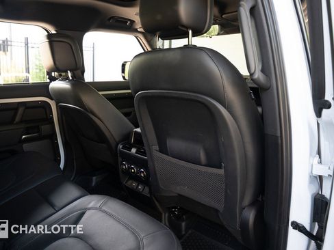 Used 2023 Land Rover Defender 110 V8 image 36