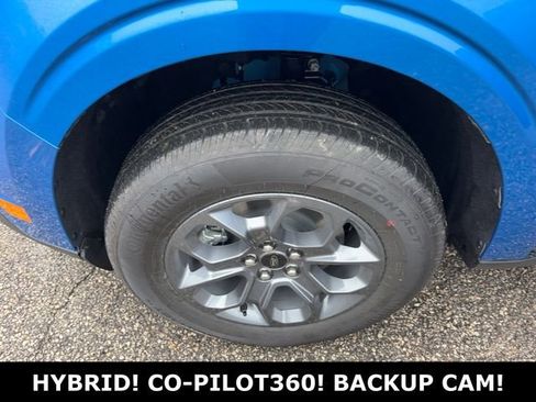 New 2025 Ford Maverick XLT image 33