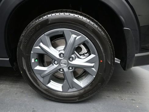 Certified 2026 Honda HR-V LX image 9