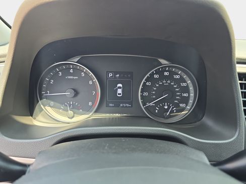 Used 2018 Hyundai Elantra SEL FWD image 18