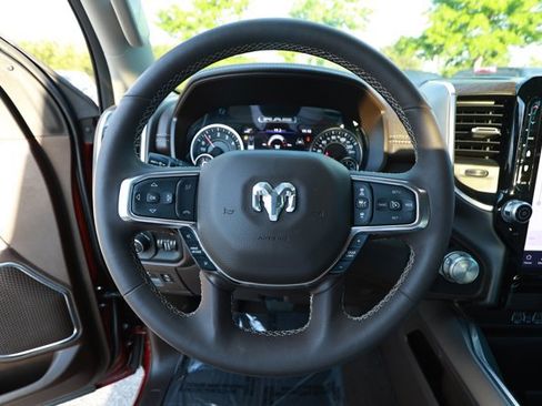 Used 2025 RAM 1500 Laramie image 11