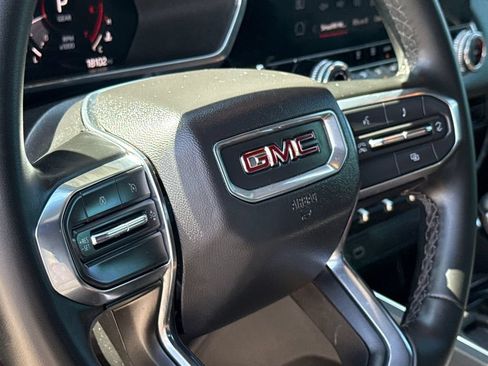 Used 2025 GMC Canyon Elevation RWD image 29