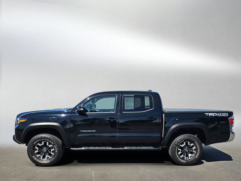 Used 2021 Toyota Tacoma TRD Off-Road AWD/4WD image 2