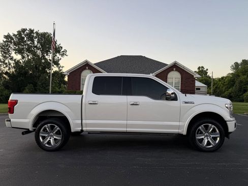 Used 2019 Ford F150 Platinum w/ Equipment Group 701A Luxury AWD/4WD image 8