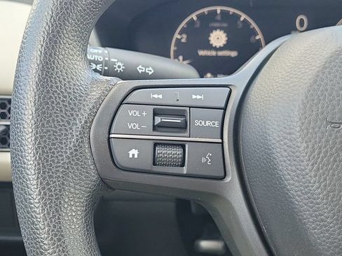 Certified 2024 Honda HR-V LX image 19