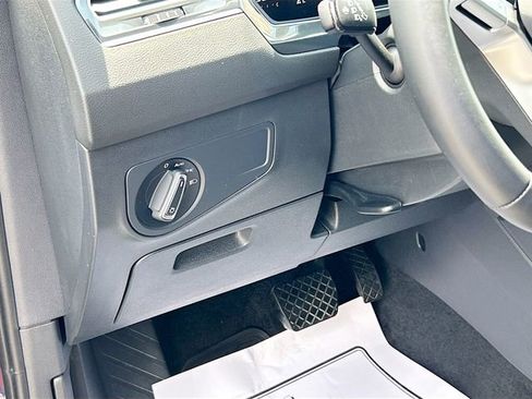 Used 2024 Volkswagen Tiguan Wolfsburg Edition FWD image 7