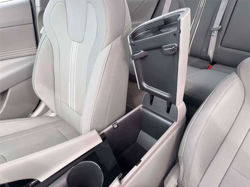 New 2026 Hyundai Elantra N Line FWD image 37