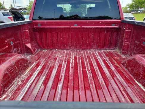 Used 2020 Chevrolet Silverado 1500 Custom w/ Custom Value Package AWD/4WD image 7