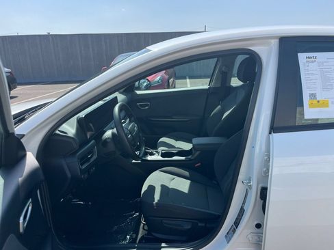 Used 2025 Kia K4 FWD image 27