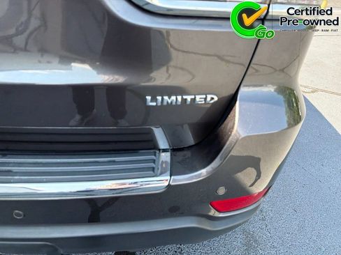 Certified 2017 Jeep Grand Cherokee Limited w/ Trailer Tow Group IV RWD image 13