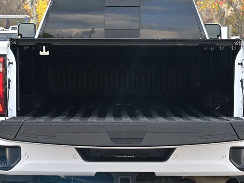 Used 2024 GMC Sierra 3500 Denali w/ Denali Reserve Package image 34