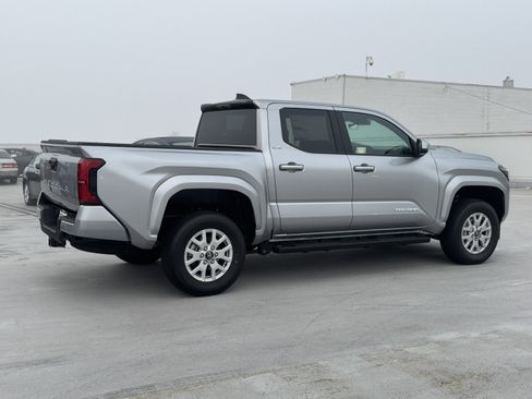 New 2026 Toyota Tacoma SR5 image 11
