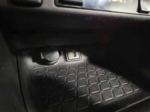 Used 2023 Toyota RAV4 XLE Premium AWD/4WD image 17