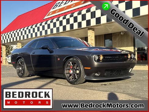 Used 2019 Dodge Challenger R/T Scat Pack image 1