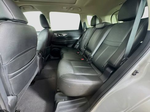 Used 2016 Nissan Rogue SL w/ SL Premium Package AWD/4WD image 30