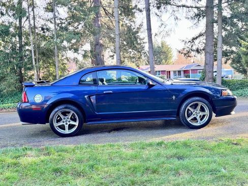Used 2002 Ford Mustang Coupe image 6
