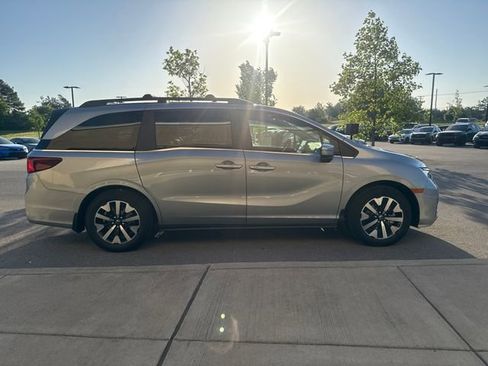 New 2026 Honda Odyssey EX-L image 5